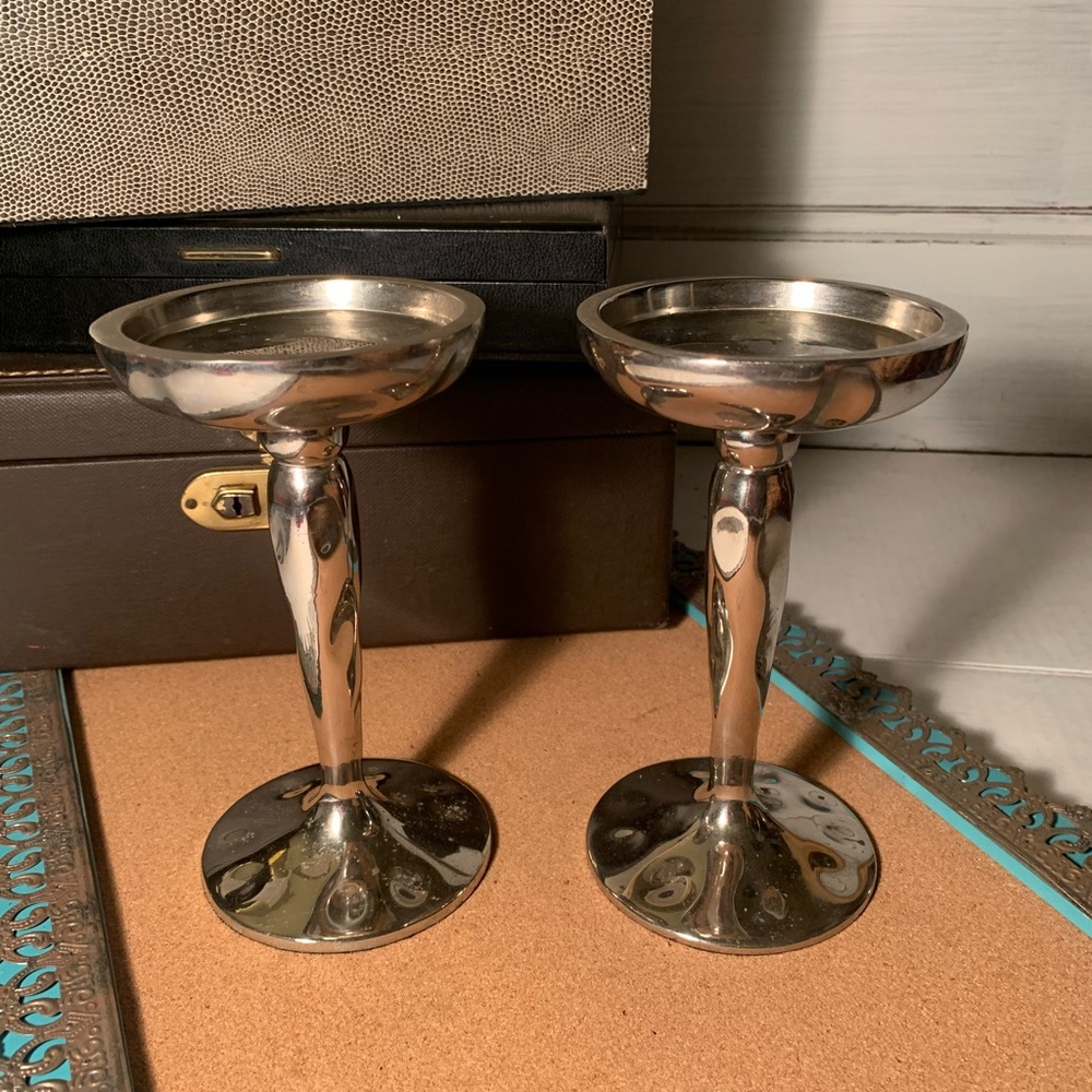 Dillard’s Set of Silver Pillar Candle Holders (B15)
